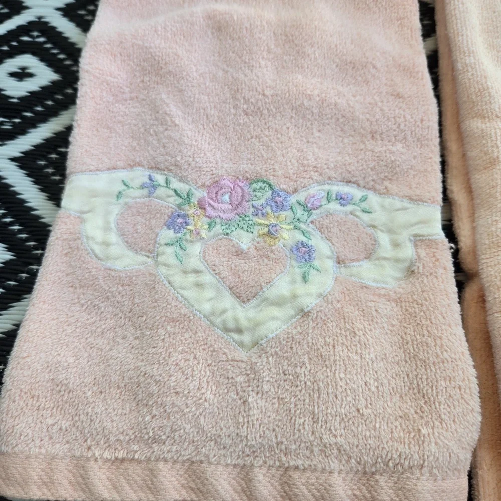 Vintage After Bath Luxury Peach 3 Pc Towel Set Floral Heart Embroidered Cotton